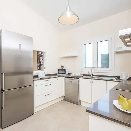 Anabel Меркадаль